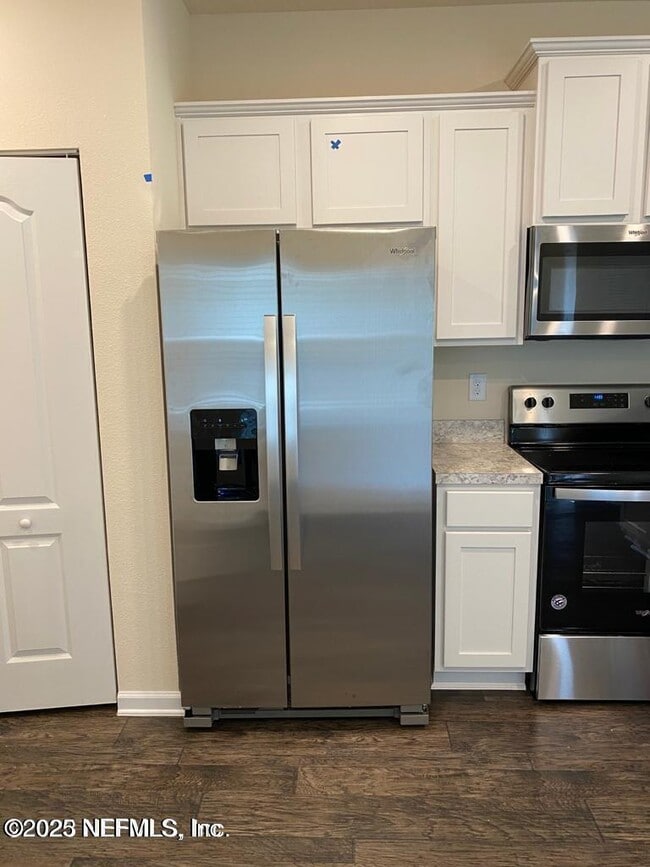 Building Photo - 7987 Echo Springs Rd