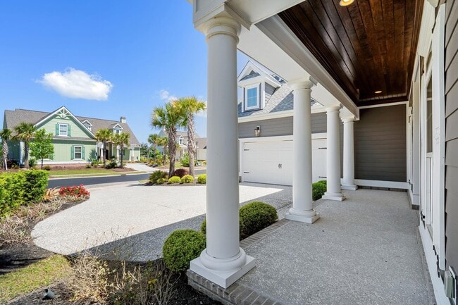 Building Photo - 5960 Bolsena Pl