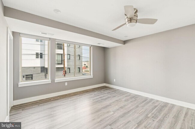 Building Photo - 1900 N 4th St