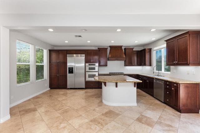 Building Photo - 975 Baylor Dr