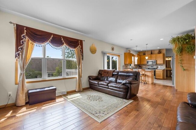 Building Photo - 1206 Meadow Sweet Dr