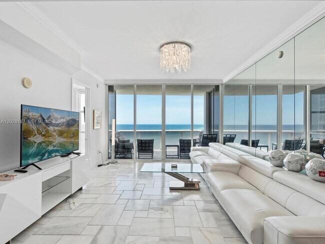 Building Photo - 18101 Collins Ave