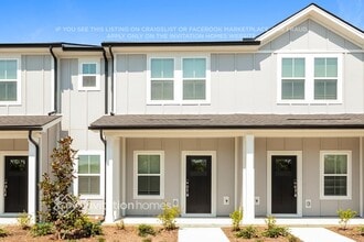 Building Photo - 247 River Rock Dr