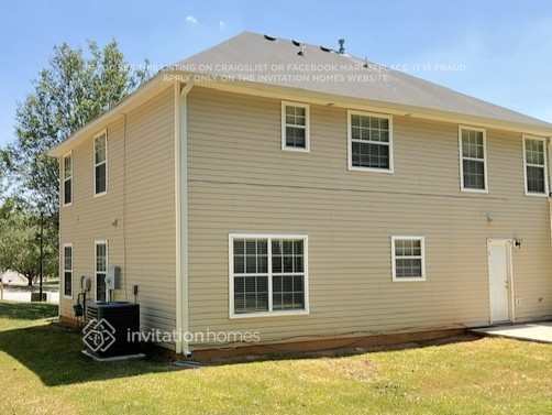 Building Photo - 3785 Tor Way