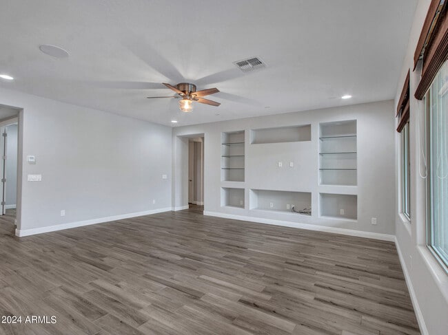 Building Photo - 44529 N Sonoran Arroyo Ln