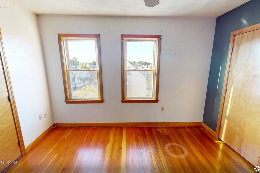 Building Photo - 27 Princeton St