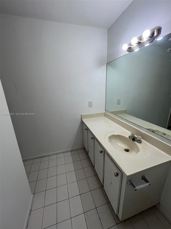 Building Photo - 58 SW 14th Terrace