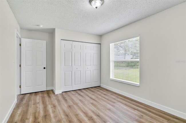 Building Photo - 64 Radcliffe Dr