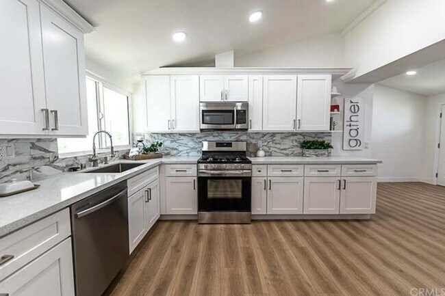 Building Photo - 3 Bedroom Single Family Home near Cal Poly...