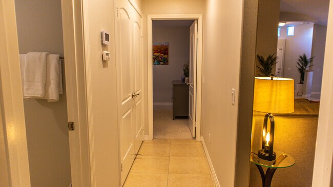 Building Photo - 53220 Avenida Navarro