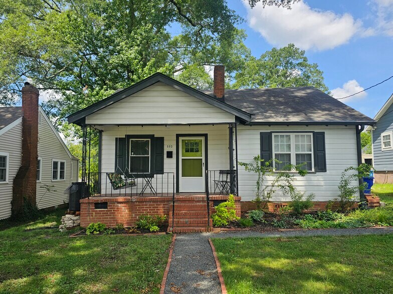 Primary Photo - 503 N Maple St