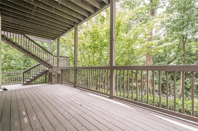 Building Photo - 700 S Brighton Ct