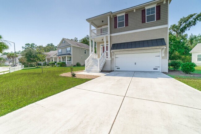 Building Photo - Available Now! ?? ?? ??!