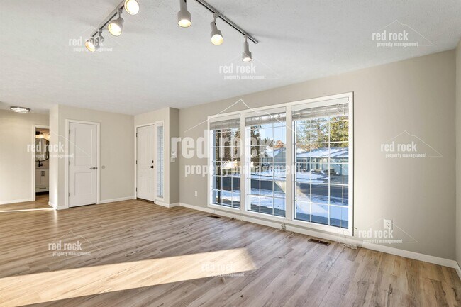 Building Photo - 6103 W Wind River Dr