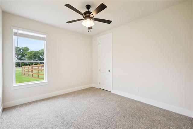 Building Photo - 238 Regier Ct