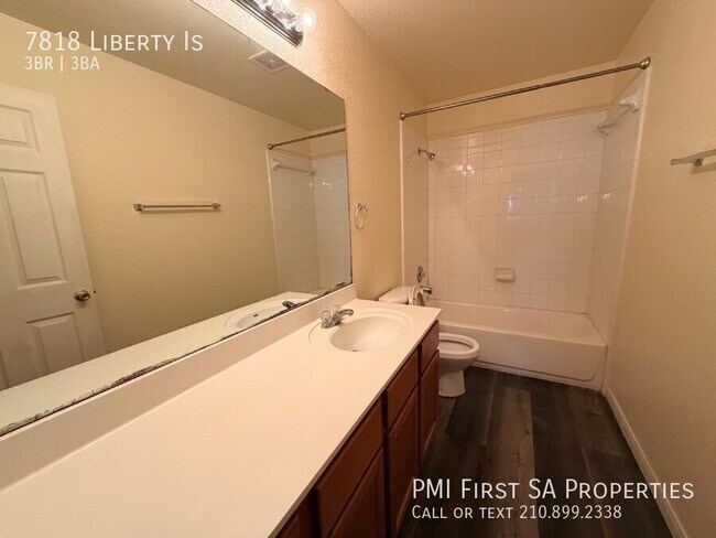 Building Photo - 7818 Liberty Island