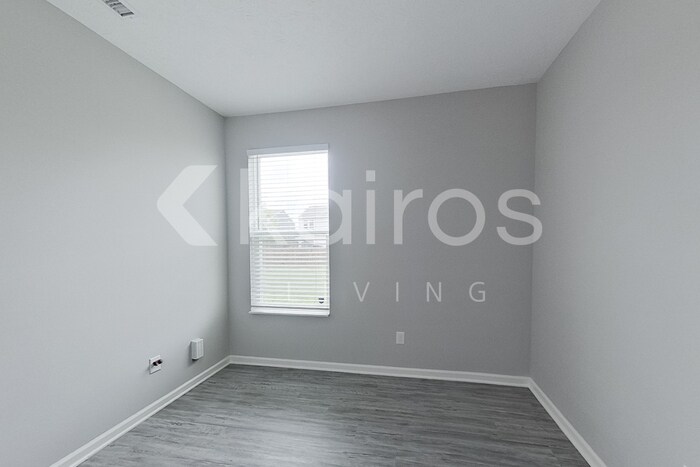 Building Photo - 10319 Deercrest Ln