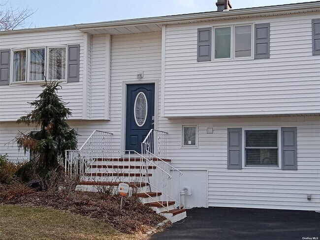 Primary Photo - 228 Massachusetts Ave