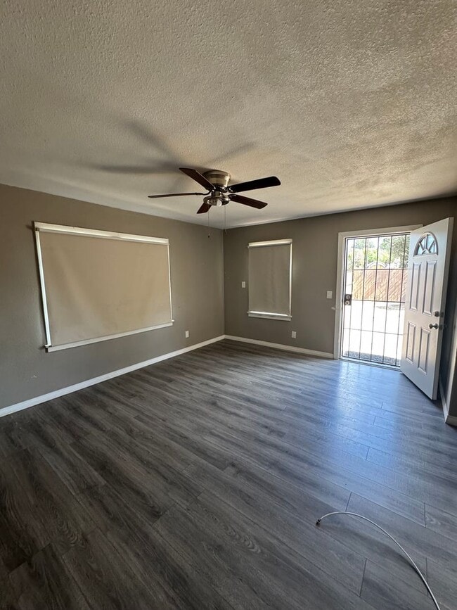 Building Photo - ***New Rental Home***