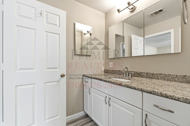 Building Photo - 520 Asa Dr