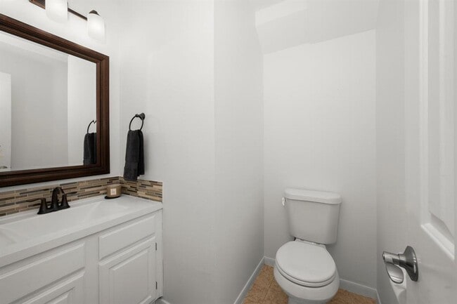 Building Photo - 10206 Jockey Club Dr
