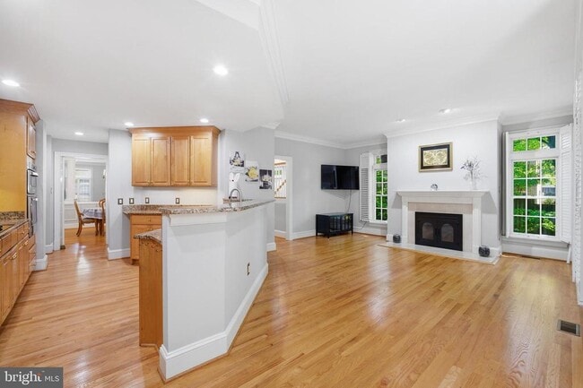 Building Photo - 2026 Mayfair McLean Ct