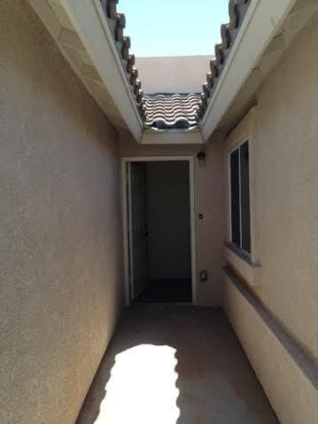 Building Photo - 2 Bedroom 2 Bath Condo in Sunset Mountain ...