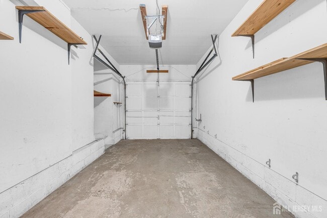 Building Photo - 98 Prestwick Way