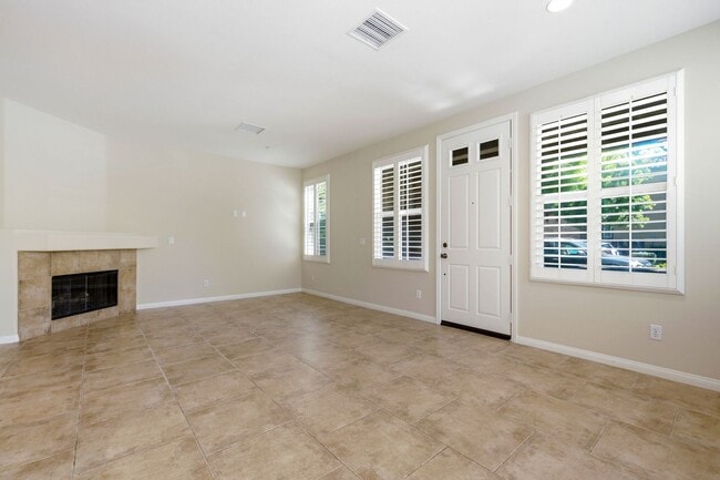 Building Photo - Turtle Ridge Corner Home with 2-Car Garage
