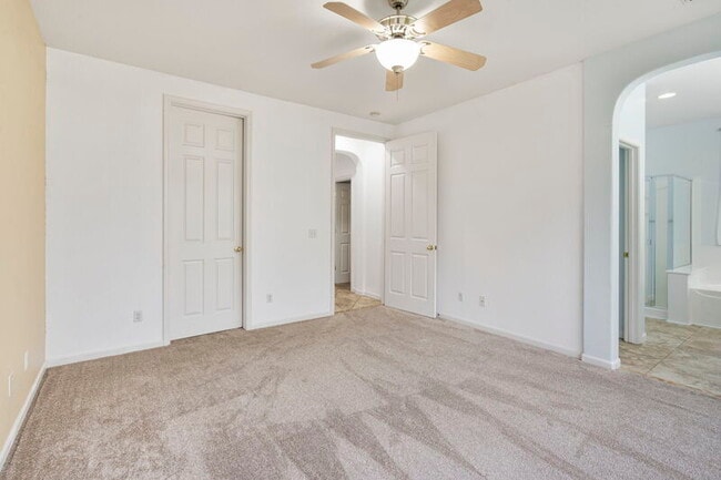 Building Photo - 5755 Amnest Way