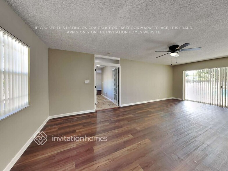 Building Photo - 5020 Taylor St