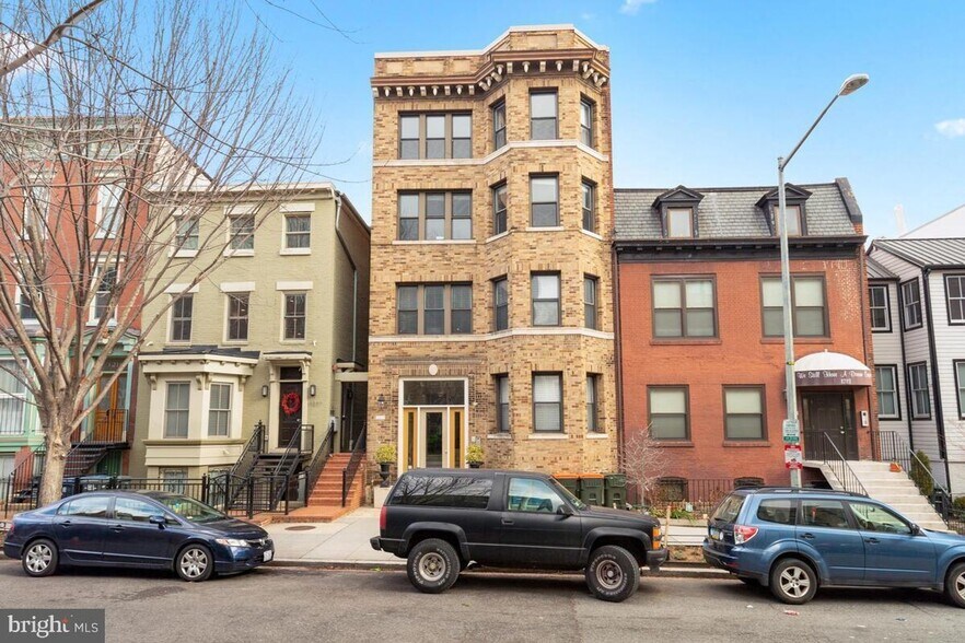 Building Photo - 1215 10th St NW