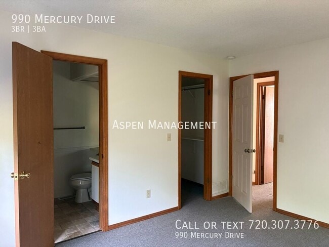 Building Photo - 990 Mercury Dr