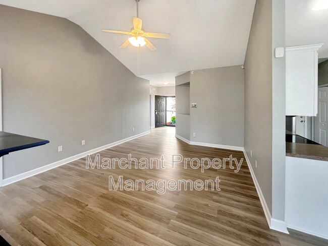Building Photo - 104 Coxton Mill Ct