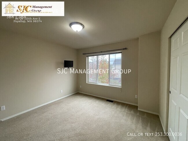 Building Photo - 18726 115th Ave E