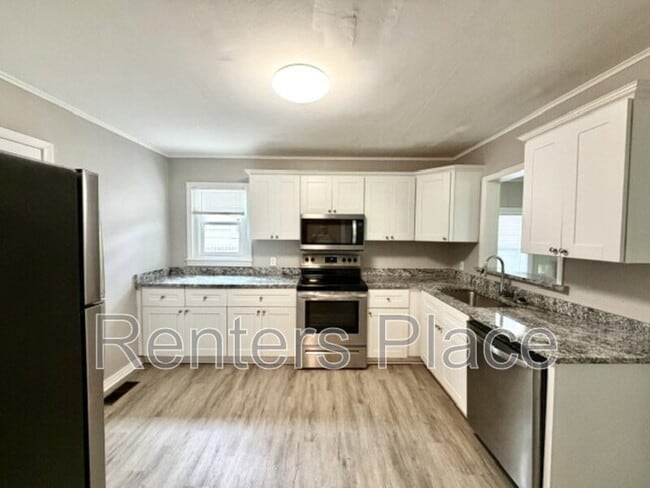 Building Photo - 4689 S Troost Ave