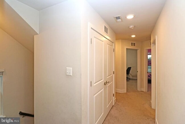 Building Photo - 7970 Potter Pl