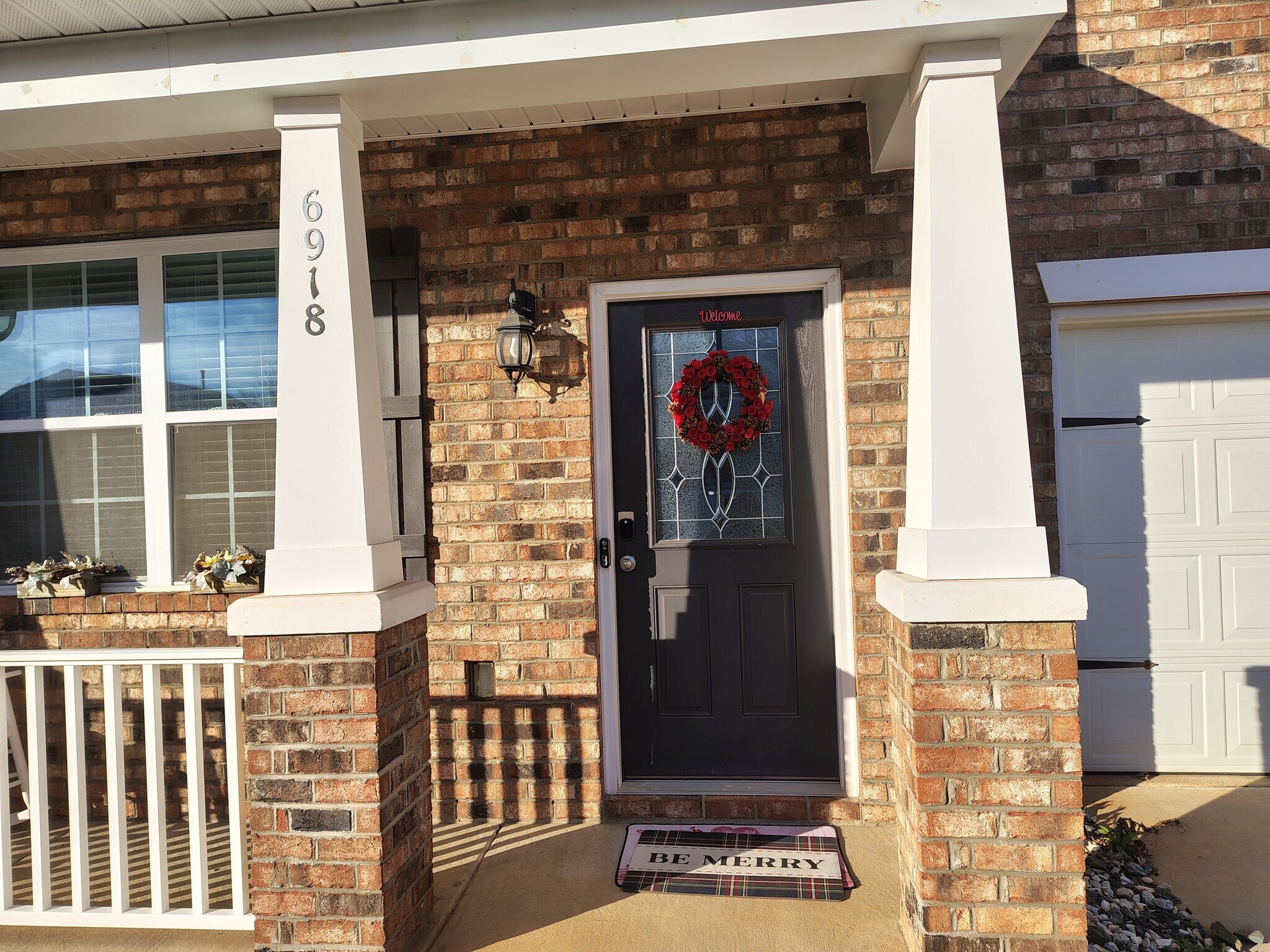 Building Photo - Room in House on Pennyroyal Wy