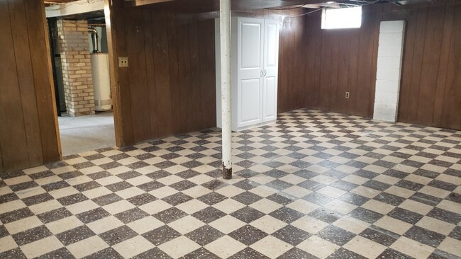 Building Photo - 28833 Groveland St