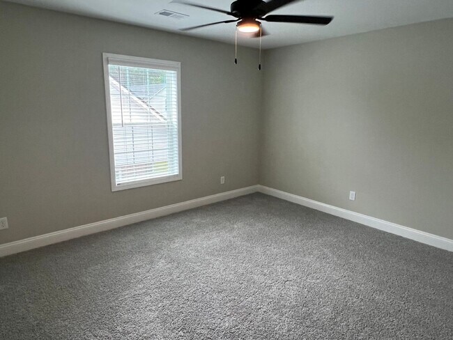 Building Photo - BRAND NEW! 3BR/2BA Duplex for Rent