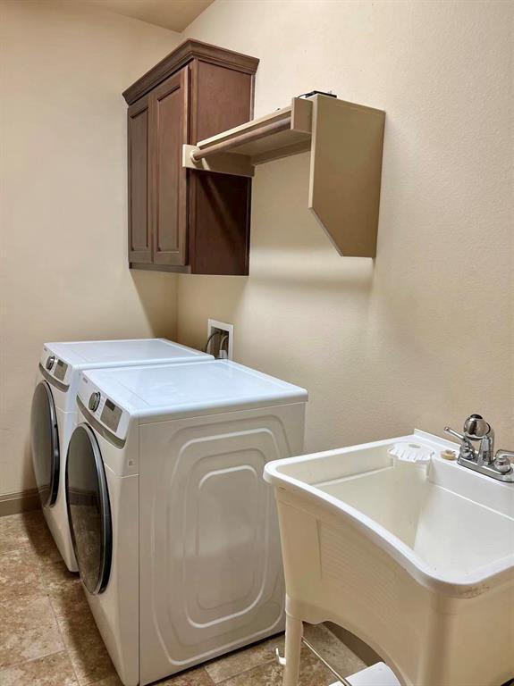 Building Photo - 3021 Portulaca Dr