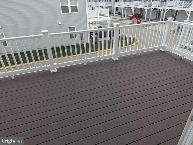 Building Photo - 11 Short Br Dr