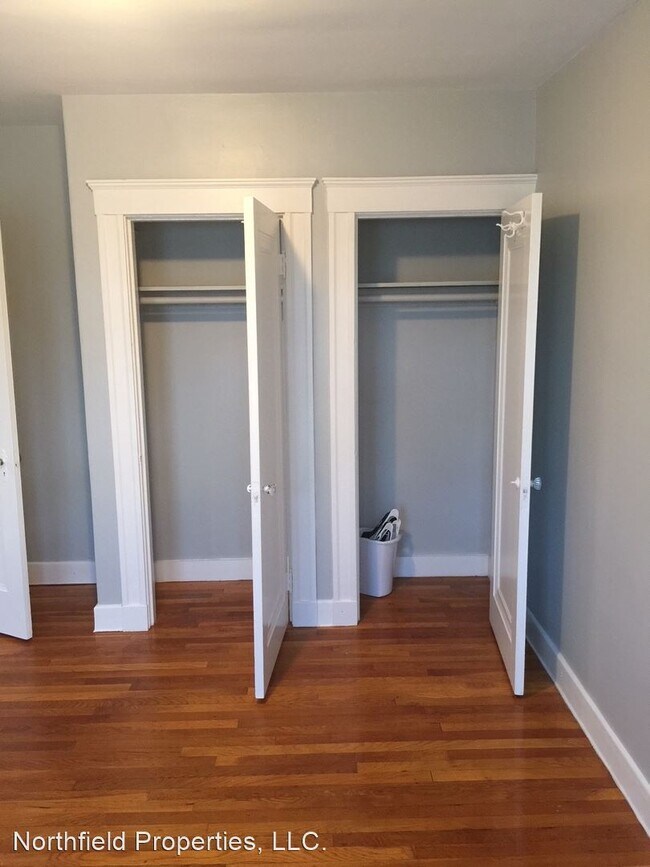 Building Photo - 115 Lowell St