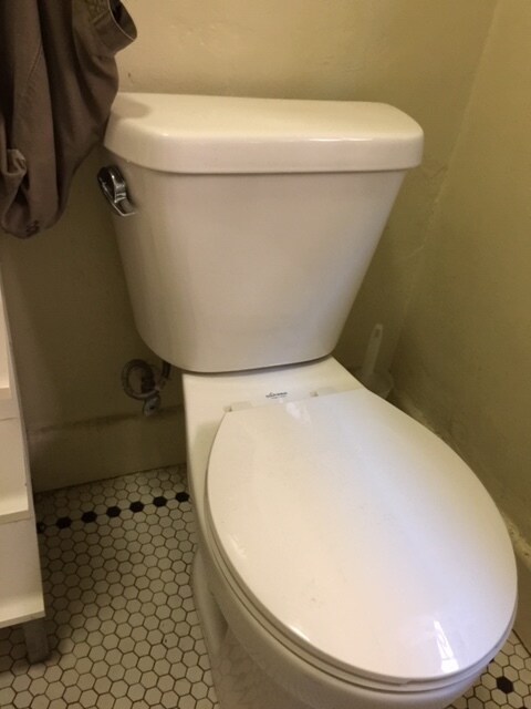 Building Photo - 729 S Cochran Ave