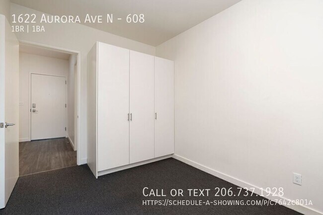 Building Photo - 1622 Aurora Ave N