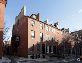 Building Photo - The Barrymore