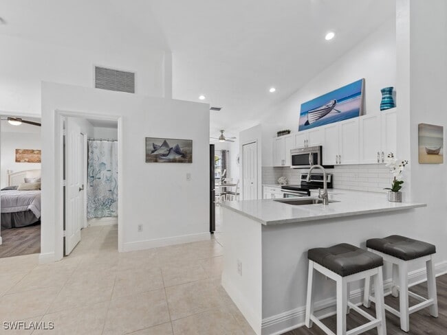Building Photo - 5257 Whitten Dr