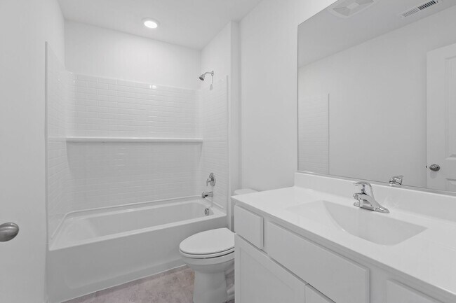 Building Photo - 3 bed Plus Bonus Room  2.5 bath 2,251 sq. ...