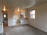 Building Photo - 2410 David Dr