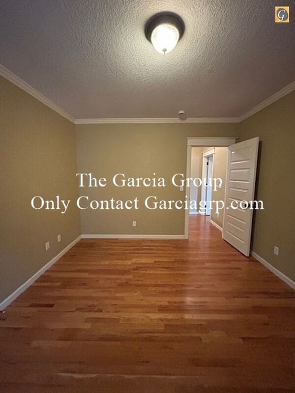 Building Photo - 4720 NE 26th Ave